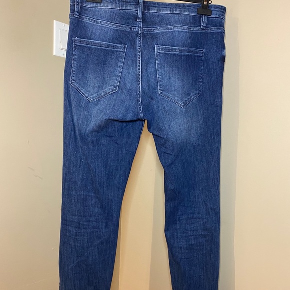 Simons blue jeans - Picture 2 of 2